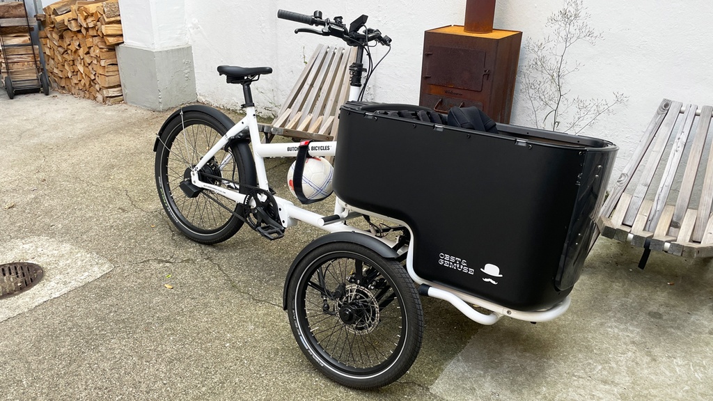 FAHRER Kicker Ballhalter